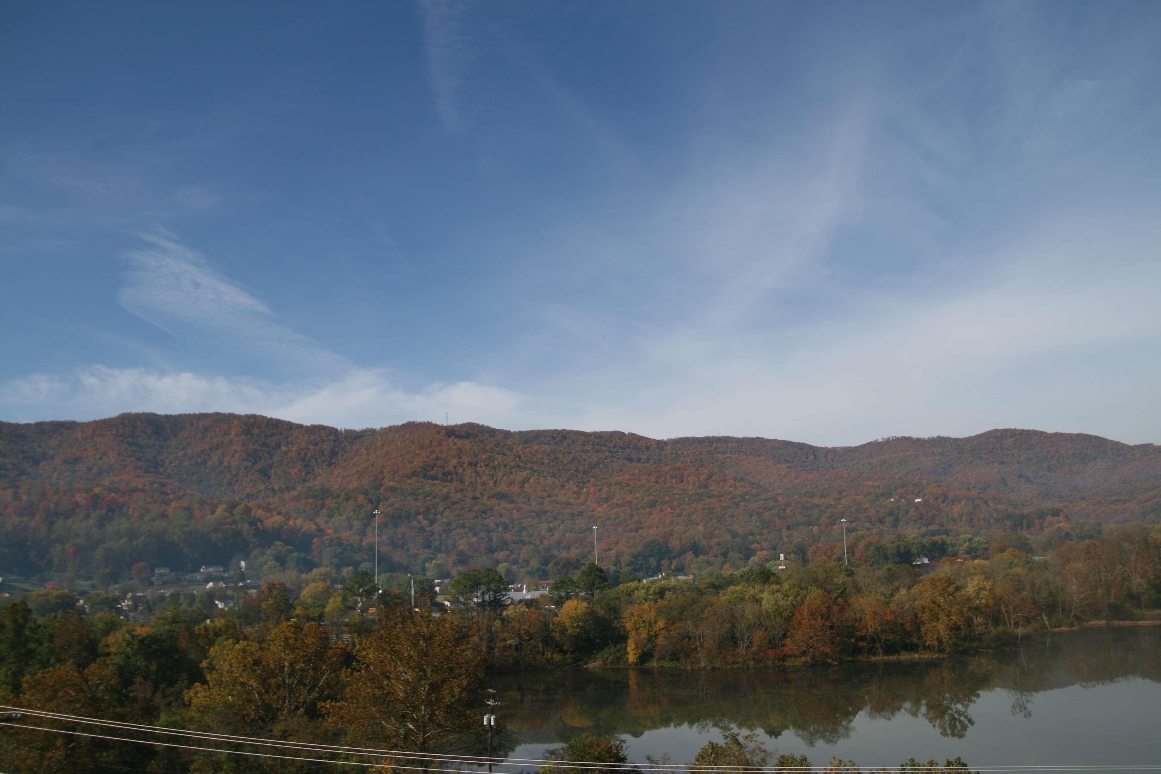 Hampton Inn Caryville-I-75/Cove Lake-State Park Zewnętrze zdjęcie